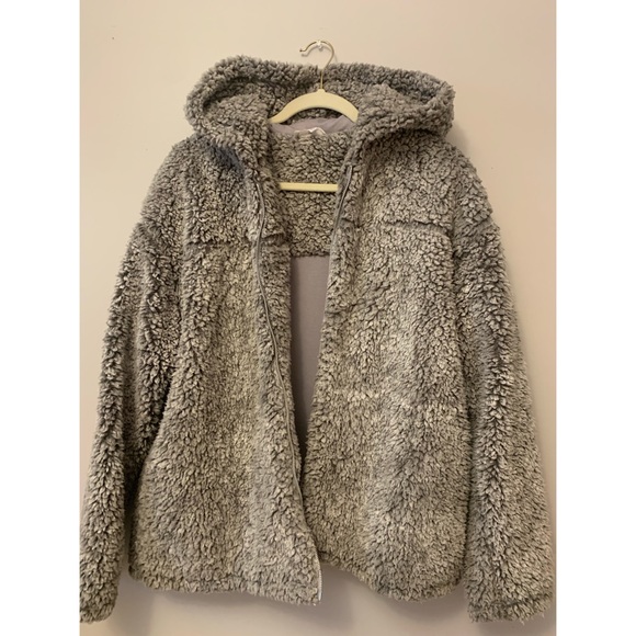 Grey faux sherpa / fur coat - Picture 1 of 3